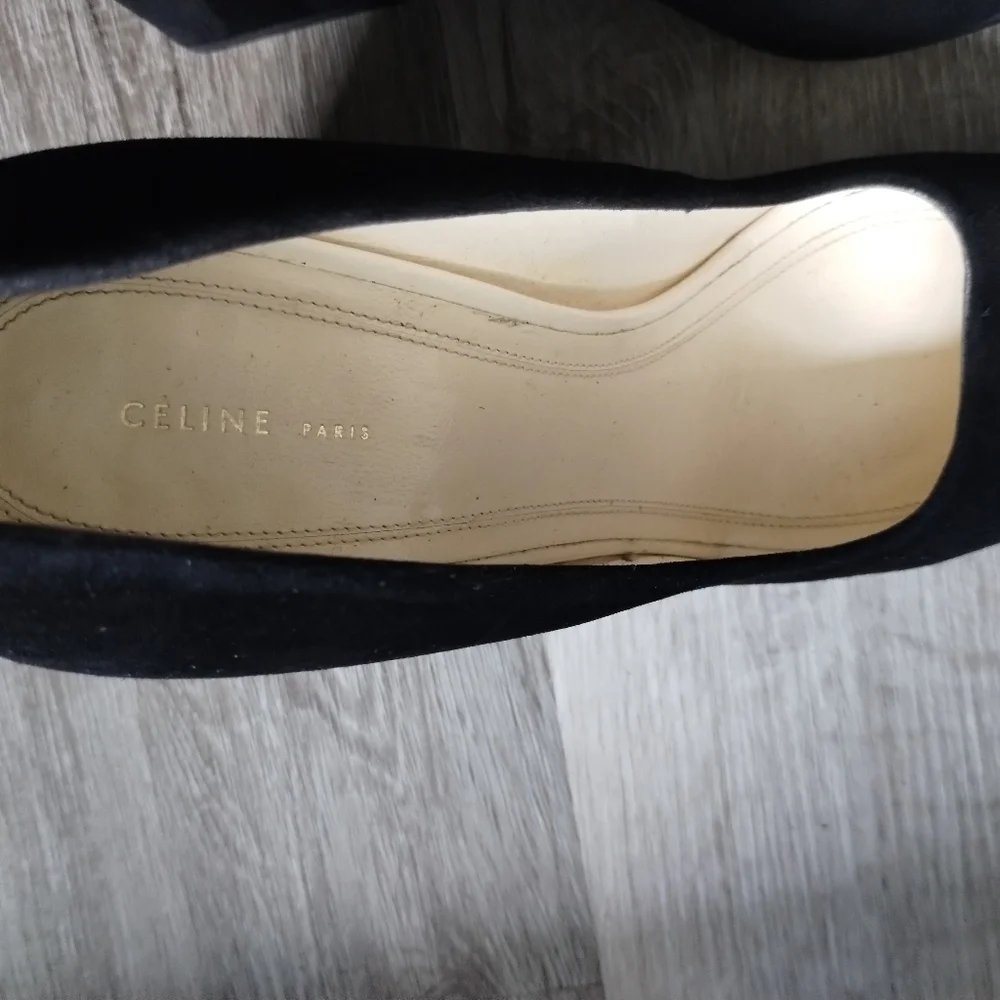 Celine Black Suede Pumps 9 - Picture 4 of 11